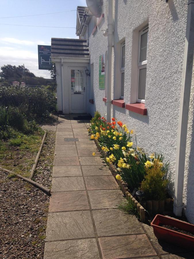 Finn Mccools Giants Causeway Hostel Бушмілс Екстер'єр фото