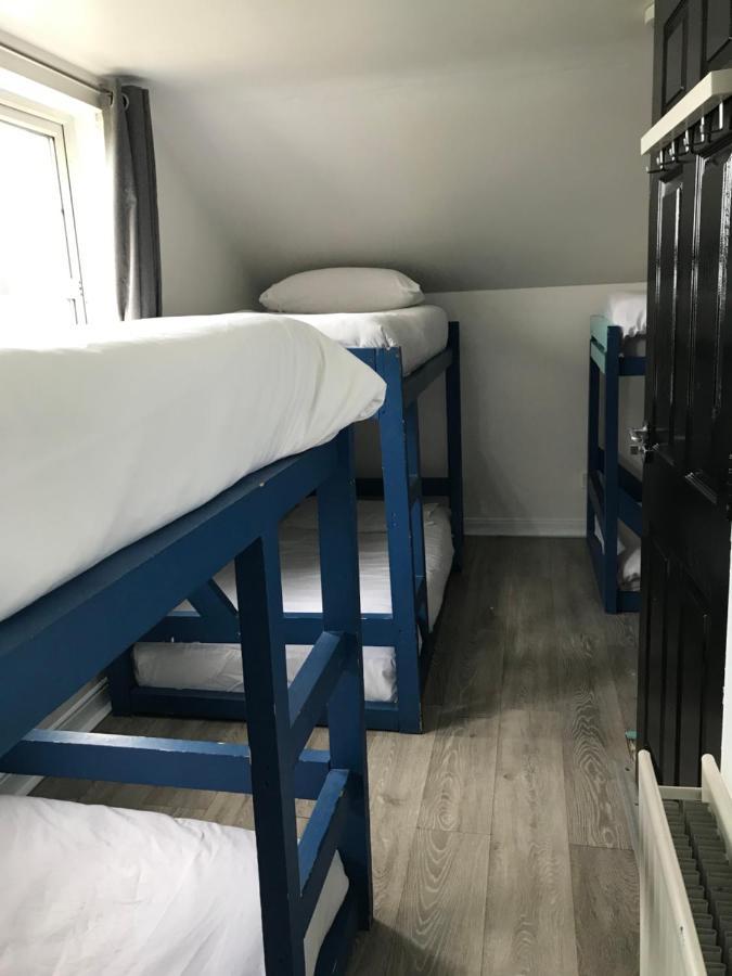 Finn Mccools Giants Causeway Hostel Бушмілс Екстер'єр фото